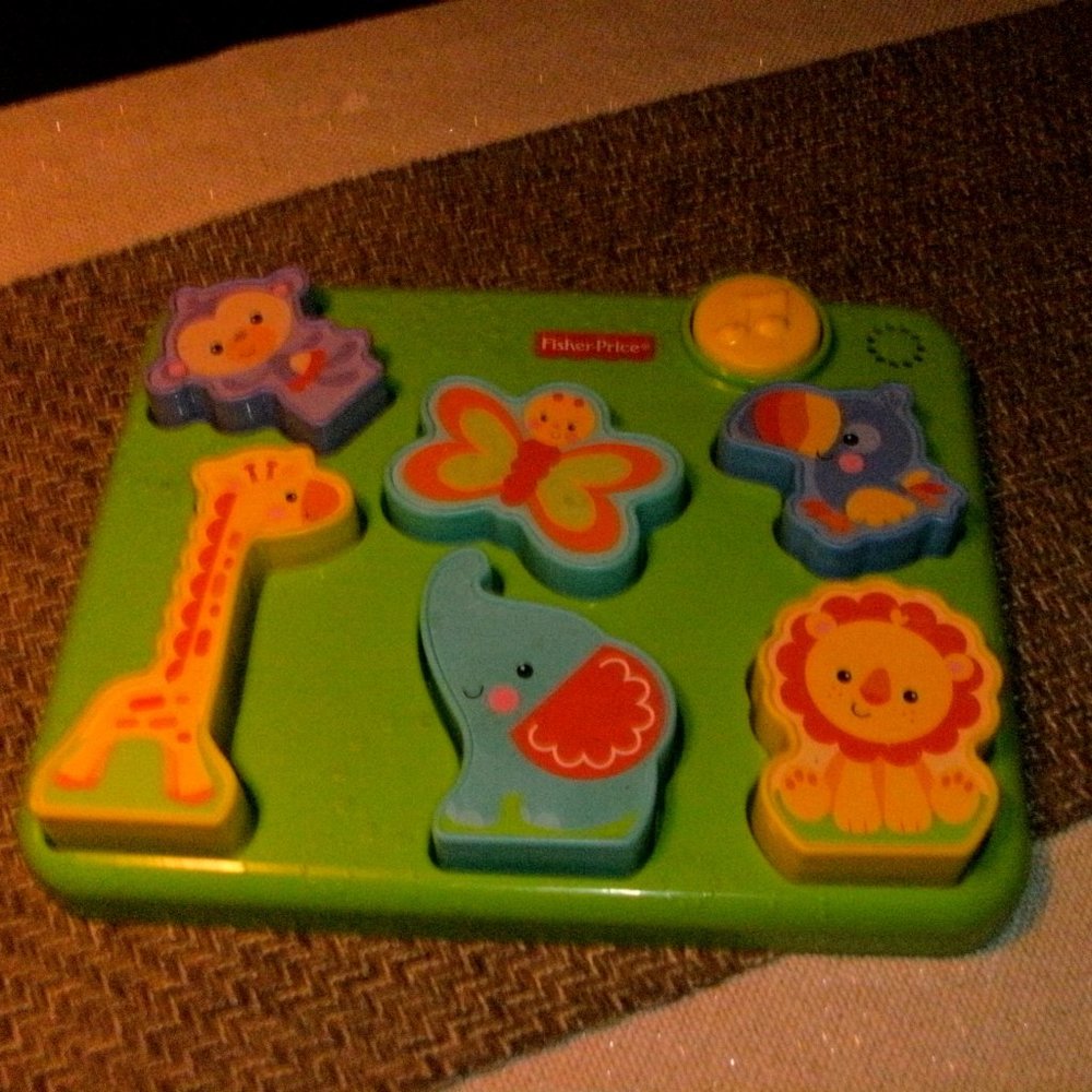 Fisher Price SILLY SOUNDS PUZZLE 6 piece ANIMAL ZOO JUNGLE Talking Musical WORKS